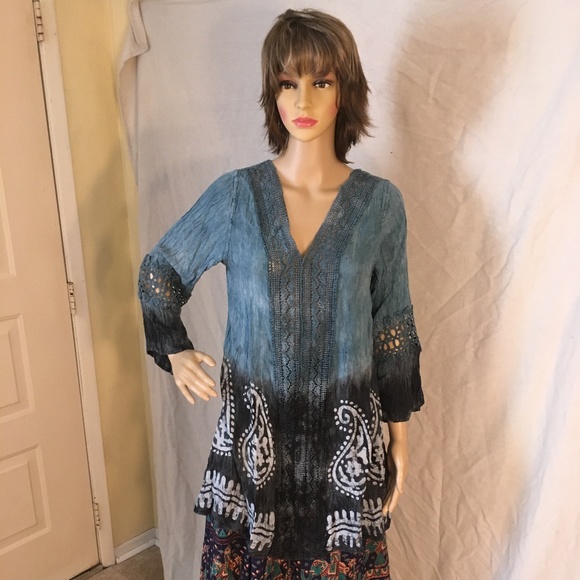 ❤️ HP NIB Shoreline Blue Paisley crochet Vneck Tunic S/M - Picture 3 of 5